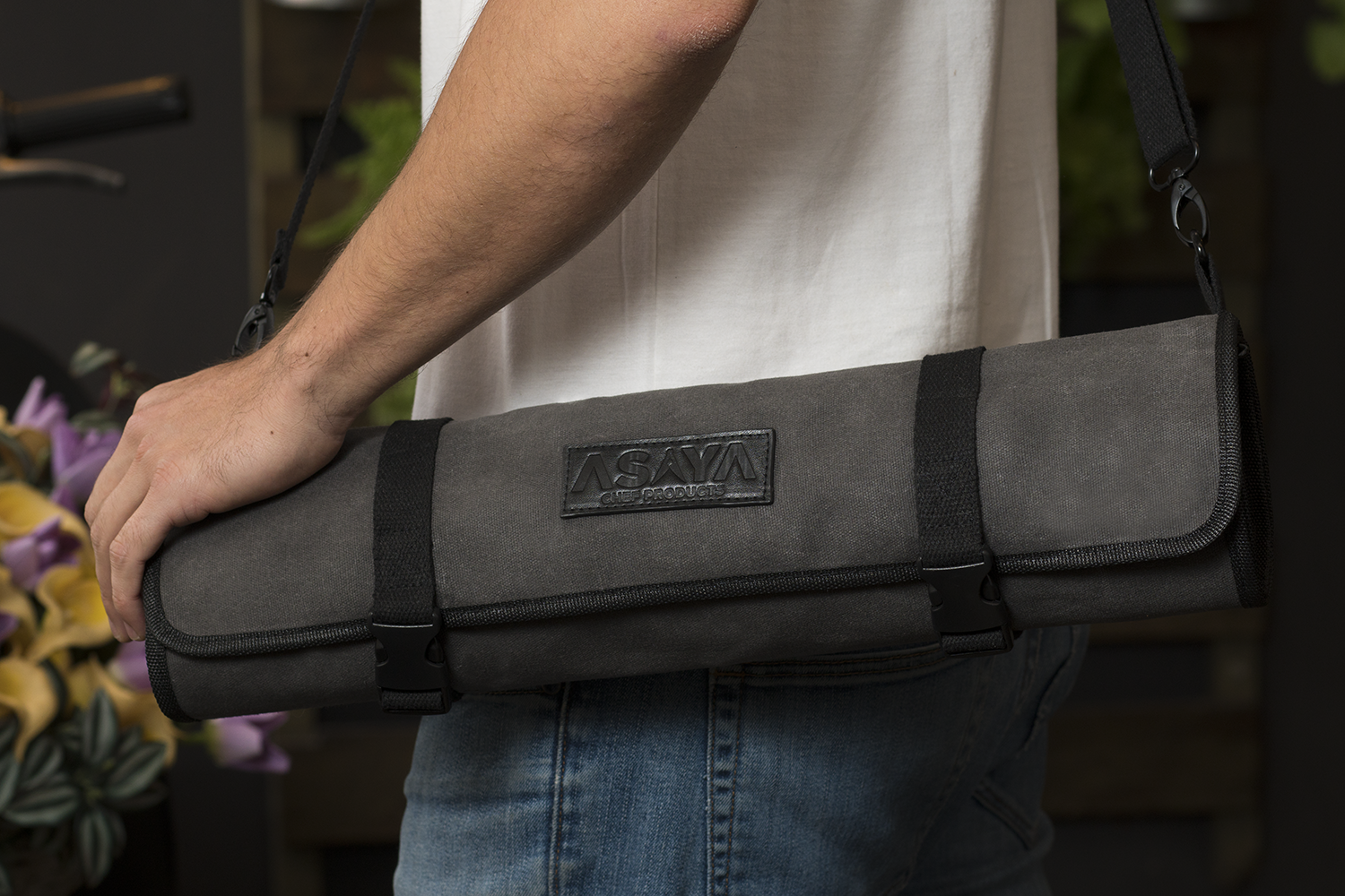 10 Slot Canvas Knife Roll